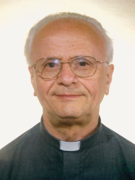Pogliano dice addio all’ex parroco don Luigi Villa