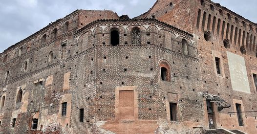 Il borgo di Castellazzo chiuso al traffico a Pasquetta