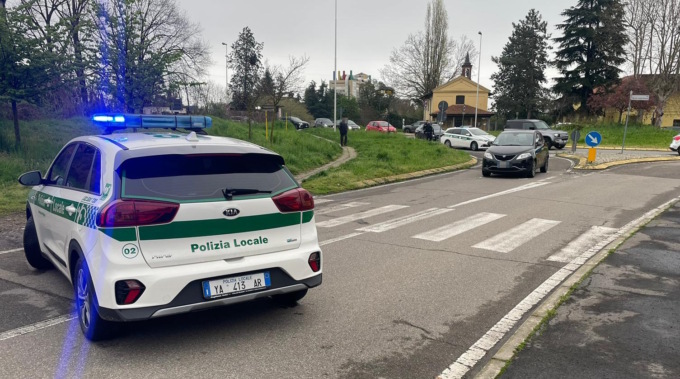 Investita da un’auto ma aveva attraversato la strada forse ubriaca
