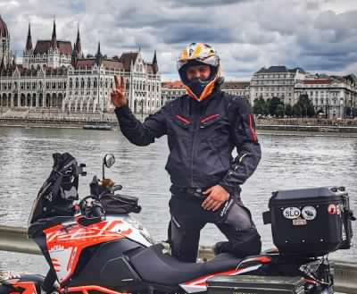 Il Motovikingo scalda i motori e punta a raggiungere Capo Nord