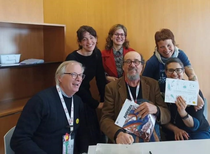 Il libro sulla Costituzione dei ragazzi della media di via Volta presentato alla Fiera di Bologna