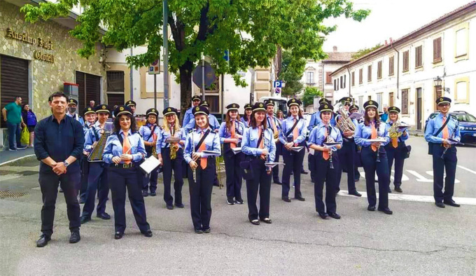 Nessuna chiusura, la banda smentisce le voci di paese