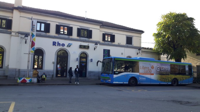 Ubriachi si picchiano sul treno e provocano ritardi: arrestati
