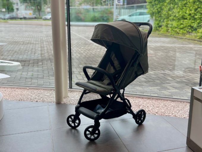 Passeggini leggeri: la scelta ideale per famiglie in movimento