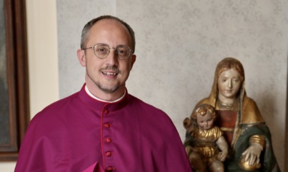 Il neo vescovo don Flavio Pace torna in visita ad Abbiategrasso