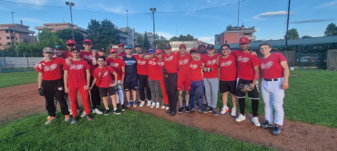 Il campione Alex Bassani in visita al baseball Legnano