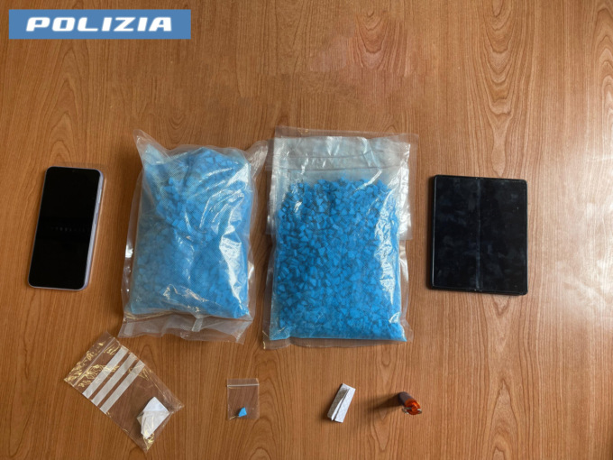 Trovati con oltre 5mila pastiglie di ecstasy arrestati due giovani