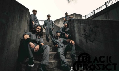 I Black Project aprono il concerto di Vasco