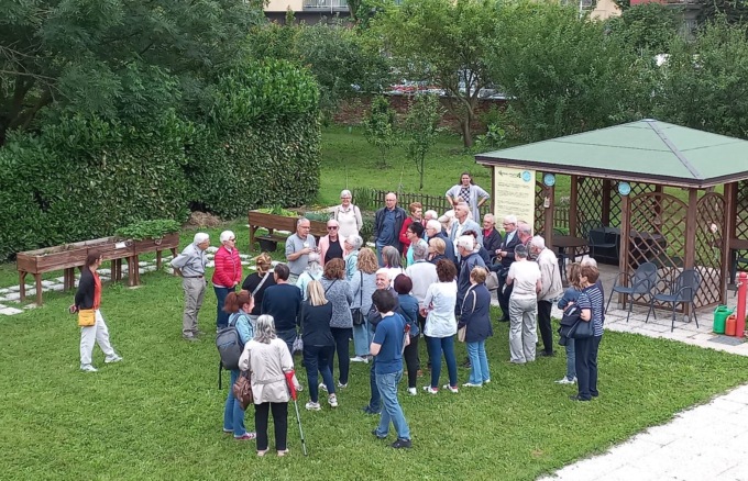 Gli Alzheimer Cafè del Rhodense salutano l’estate