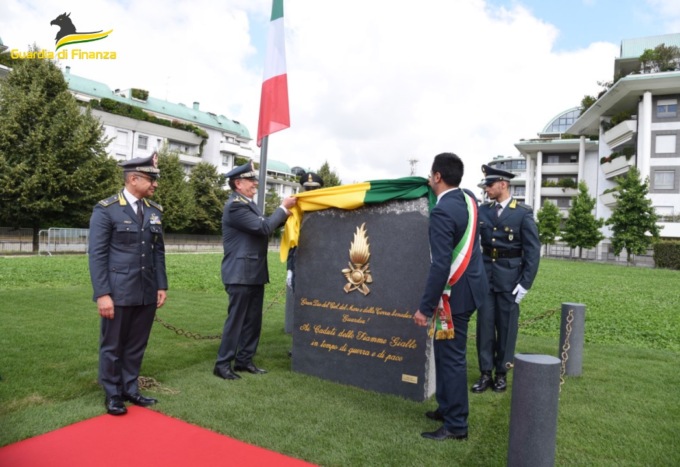 Inaugurato il monumento ai caduti della Guardia di finanza
