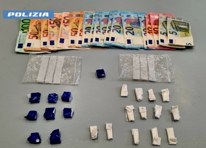 Droga e rapine del fine settimana: arrestate cinque persone