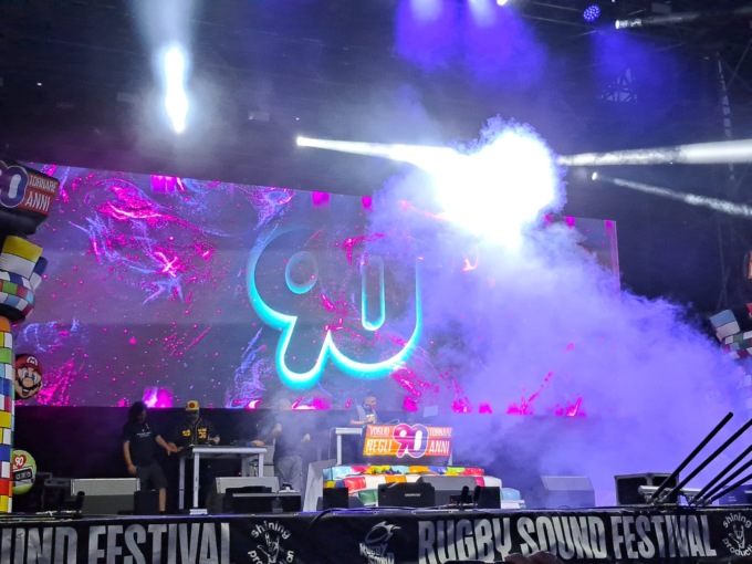 Pienone al Rugby Sound per la serata anni 90