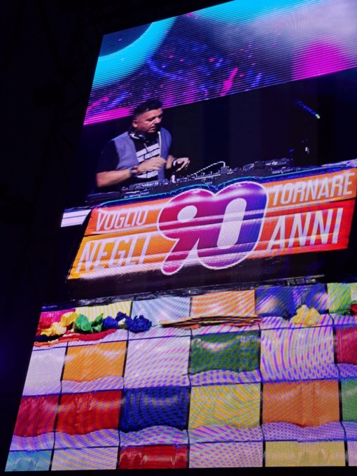 Pienone al Rugby Sound per la serata anni 90