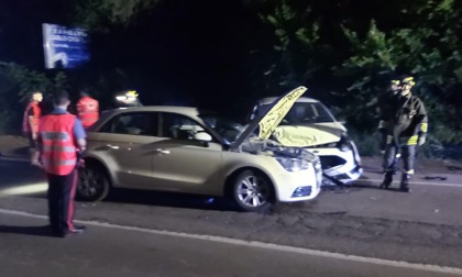 Incidente nella notte, 24enne all'ospedale