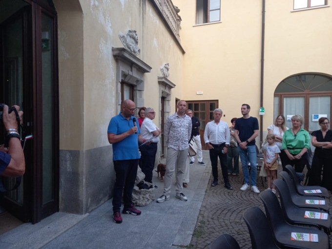 Inaugurata la biblioteca temporanea a Villa Corvini