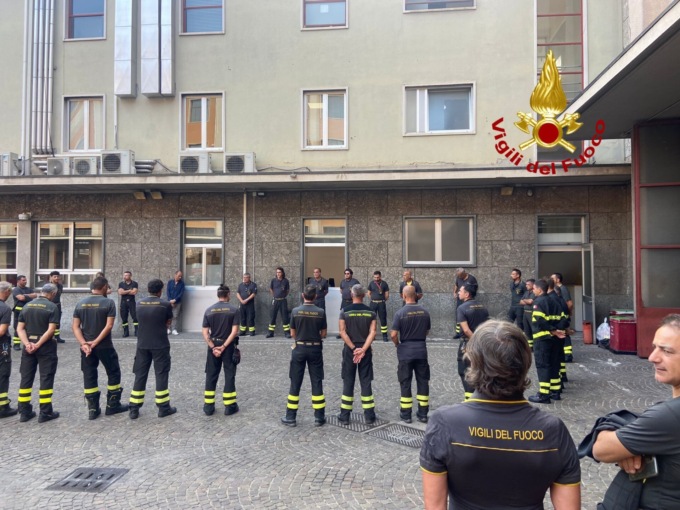 Minuto di silenzio dei Vigili del Fuoco per ricordare i due colleghi scomparsi
