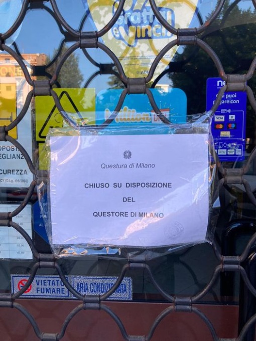 Chiuso dopo l’aggressione alla Polizia il bar Milano di via Meda