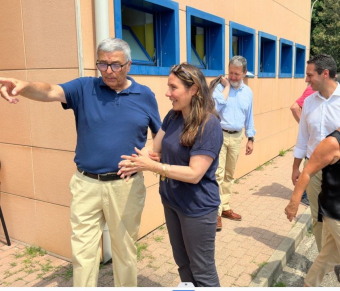 Il ministro Alessandra Locatelli a Rho per visitare l’Insolito Camp