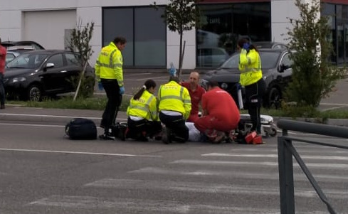 Donna investita da un’auto sul Sempione