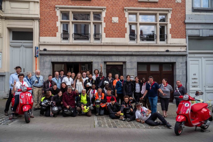 Scout in Vespa fino in Norvegia per dare voce ai minori migranti soli