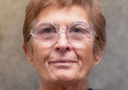 Mesero piange Tiziana Agili, storica farmacista del paese