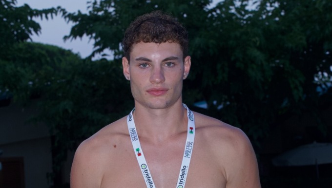 Orgoglio a Parabiago: Cristian Piccoli strappa il pass per la finalissima di Mister Italia