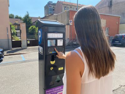 Da lunedì, fino al 17 agosto i posteggi blu non si pagano