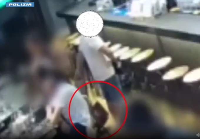 Furto in un ristorante: arrestate due persone