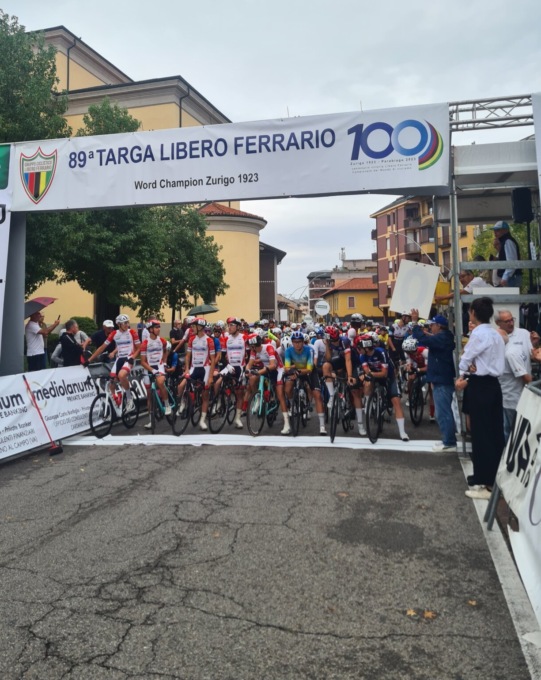 Quasi 120 corridori alla Targa Libero Ferrario ospitata a Parabiago: trionfo di Biancalani