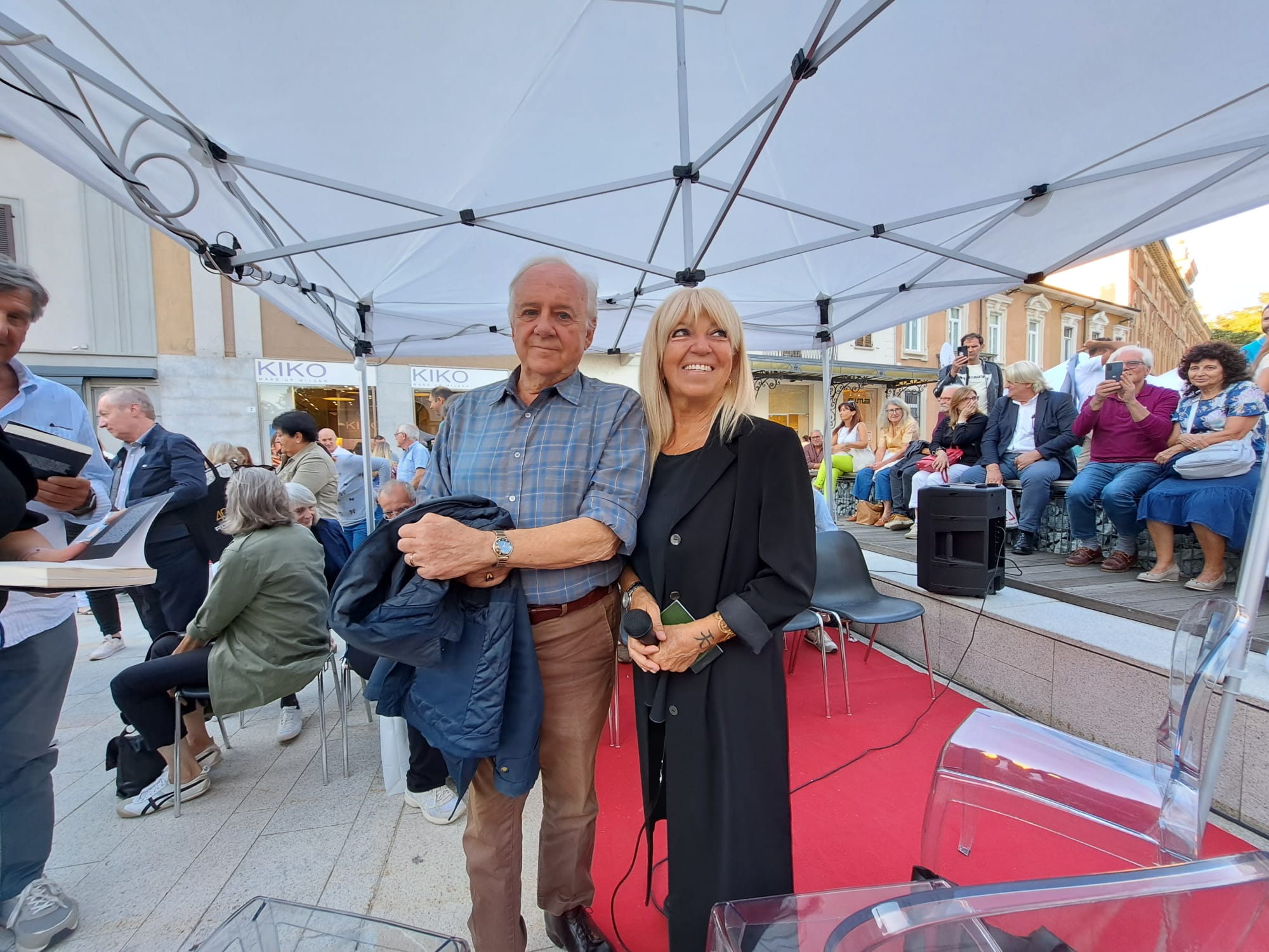 Piazza di libri legnano