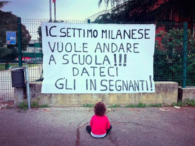 Mancano gli insegnanti, proteste a scuola