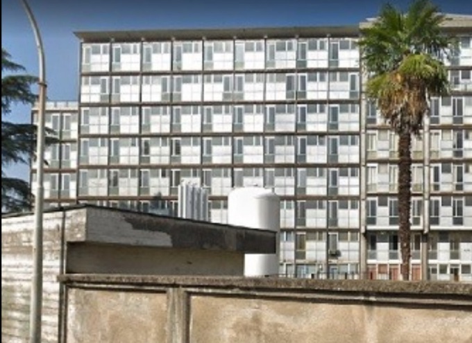 Si allungano i tempi per la demolizione del vecchio ospedale di Bià