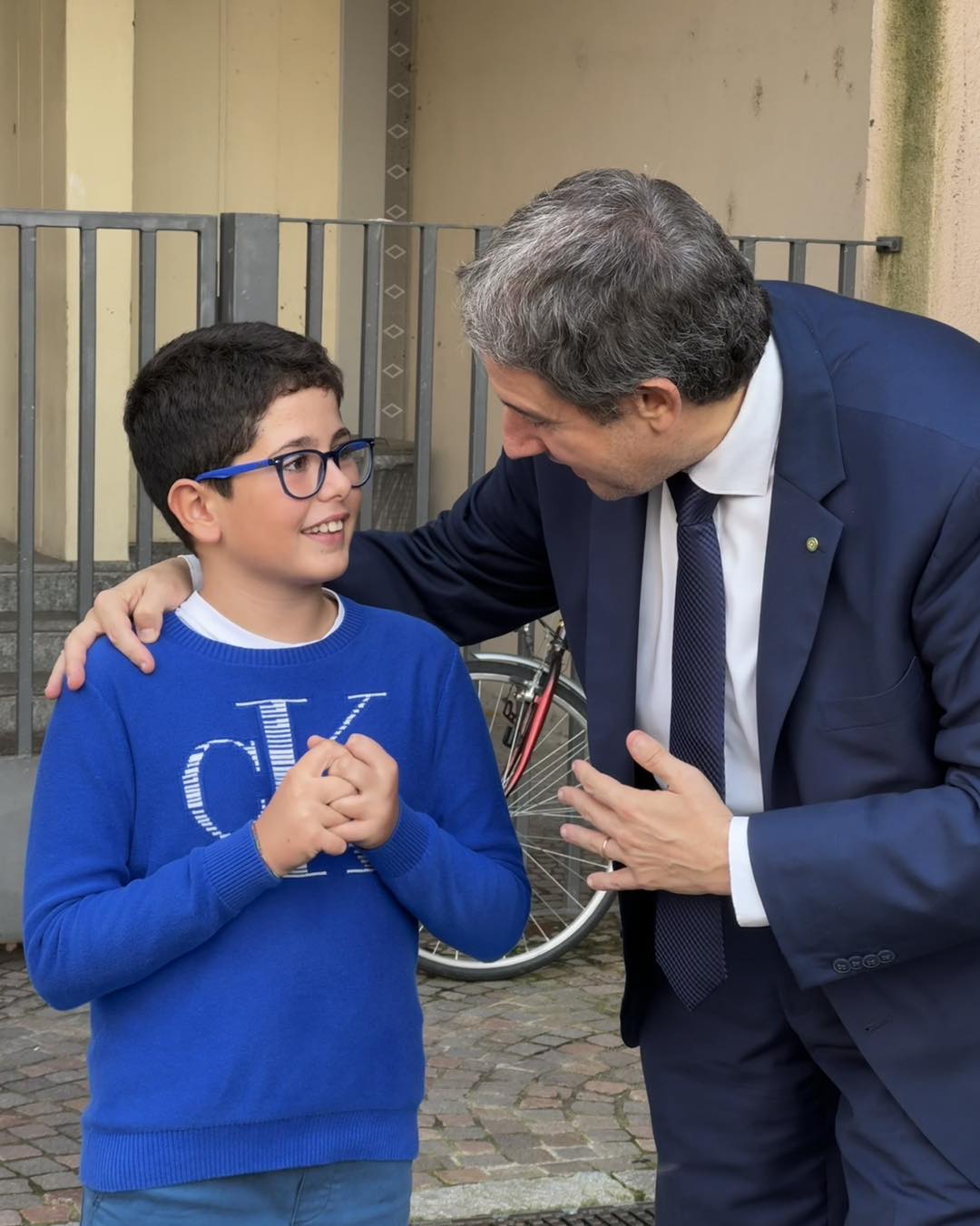 Corbetta ragazzino della Sicilia fan di Ballarini