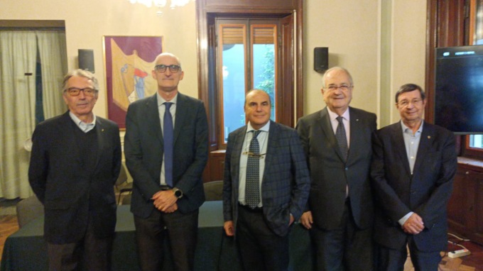 L’ospedale esce dalle proprie mura e incontra la città