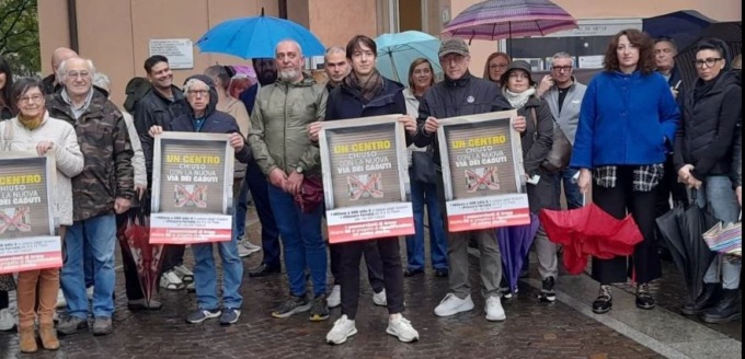Commercianti in protesta per la riqualificazione del centro storico di Arese