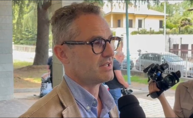 Professore aggredito da uno studente, il preside: “La nostra scuola non si chiuderà in sé stessa”