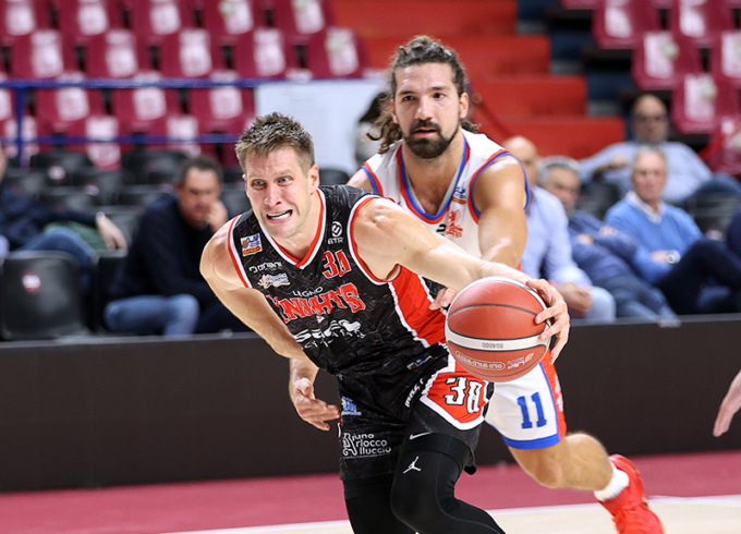 Bella vittoria dei Knights in trasferta contro Mestre