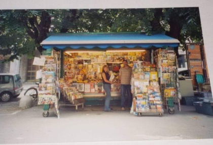 L'edicola di piazza d'Armi abbassa per sempre la clèr