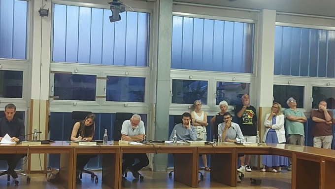 Commercio e pedonalizzazione di piazza Martiri della Libertà: la mozione dell’opposizione