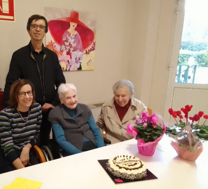 Compleanno in Casa famiglia per Rebecca che compie 102 anni