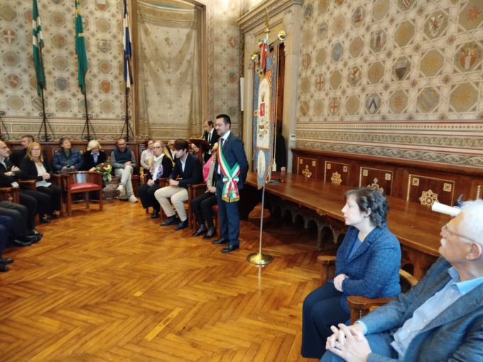 Benemerenze civiche: 11 volte grazie "a chi al lamento ha opposto l'azione"