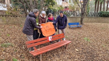 Inaugurata la panchina rossa con il numero antiviolenza