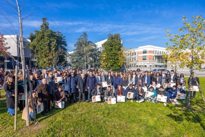 Giornata dello studente: consegnate 170 “borse” per 230mila euro