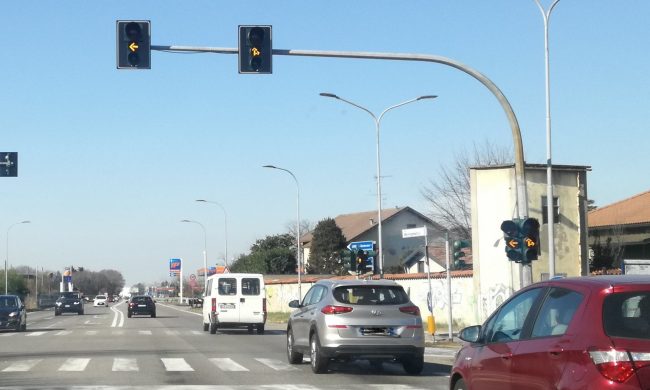 Non ce l’ha fatta il pensionato investito in bicicletta sul Sempione