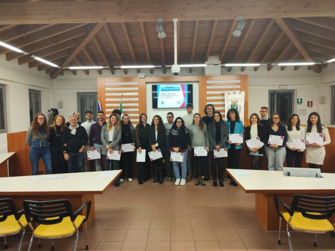 L’Amministrazione comunale premia 27 neolaureati