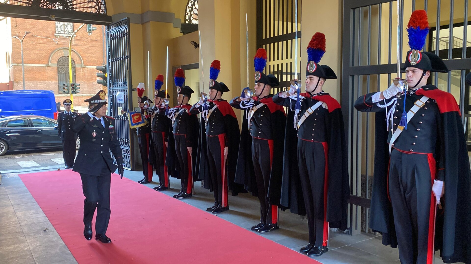 Si è svolta la prima visita del comandante generale dell'Arma dei Carabinieri, Generale di Corpo d'Armata Salvatore Luongo, al Comando Interregionale "Pastrengo"