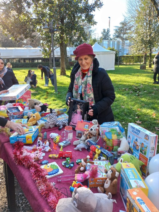 Christmas Book Party nel parco della biblioteca