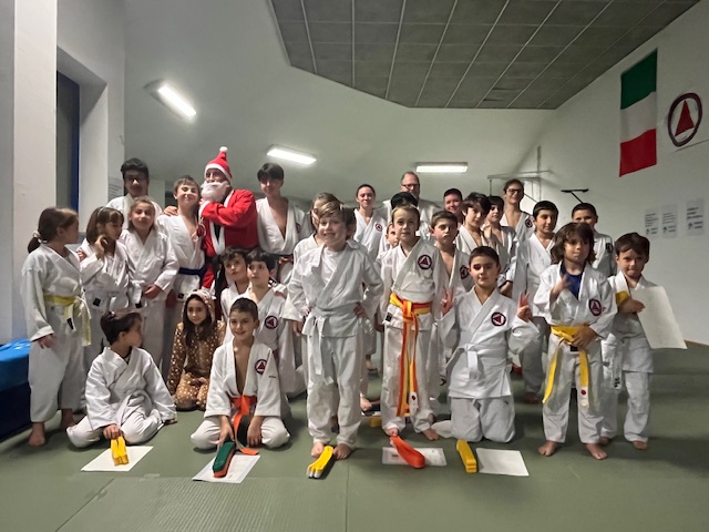 Festa di Natale judo Arluno4