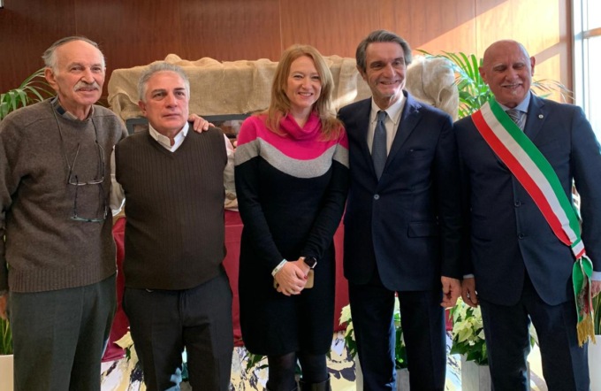 Inaugurazione per i presepi di Bareggio a Palazzo Pirelli