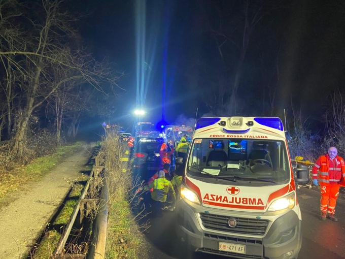 Schianto mortale in via XIV Strada